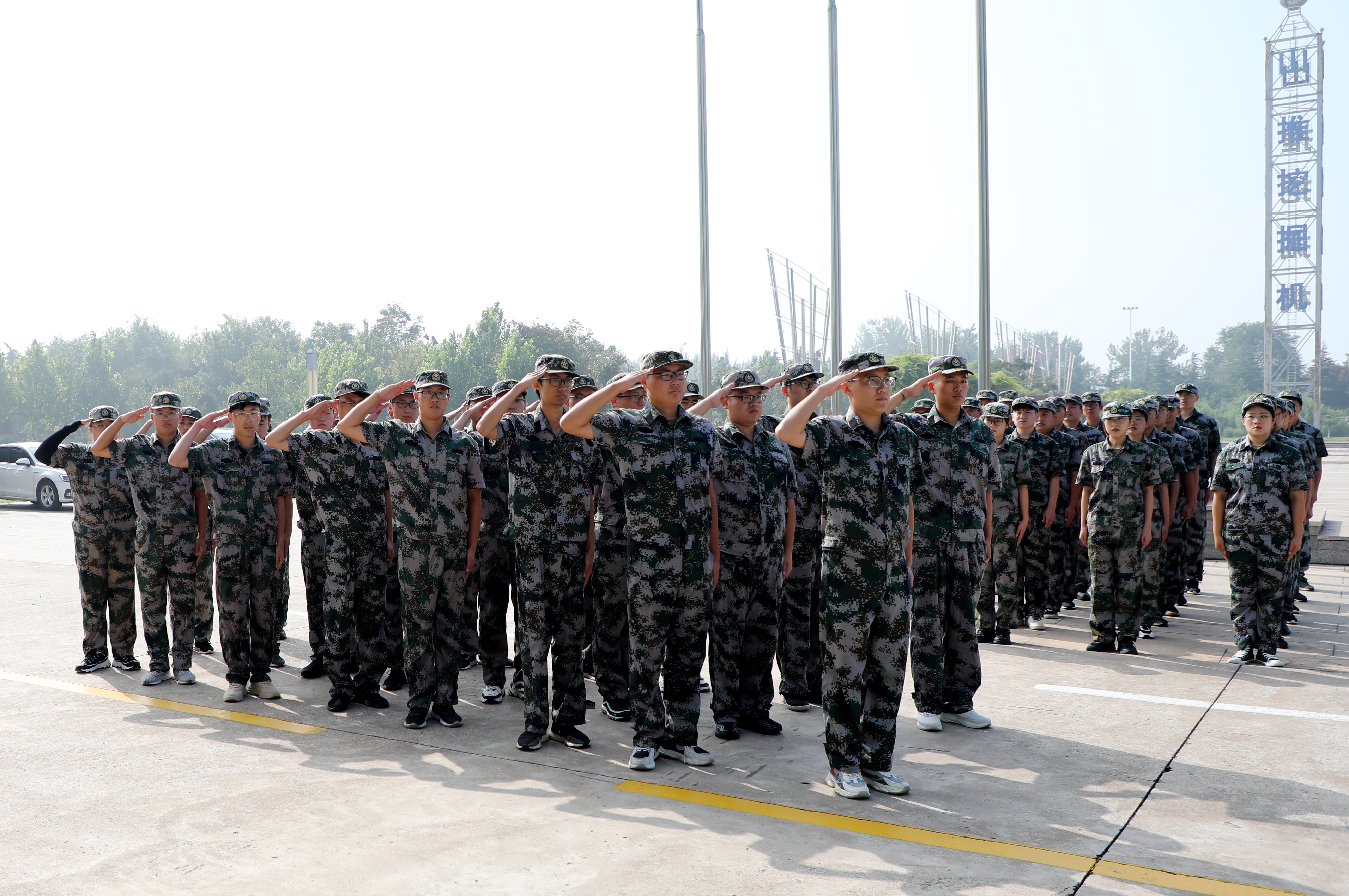2022年新入職員工軍訓營閉幕